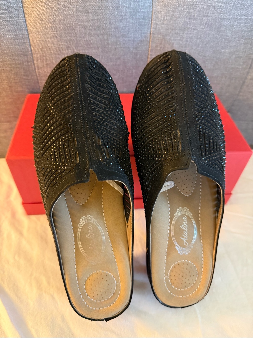 Catalina Embellished Clogs - Picture 5 of 8